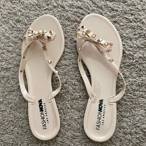 Spikes sandals perfect for summer!